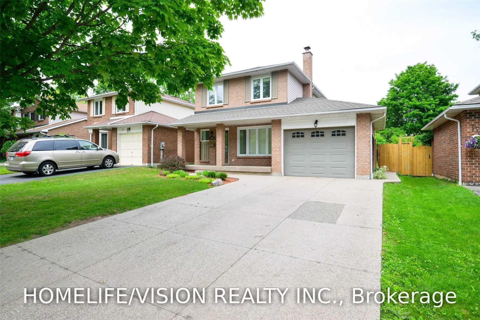 229 Village Wood Road, Oakville 2