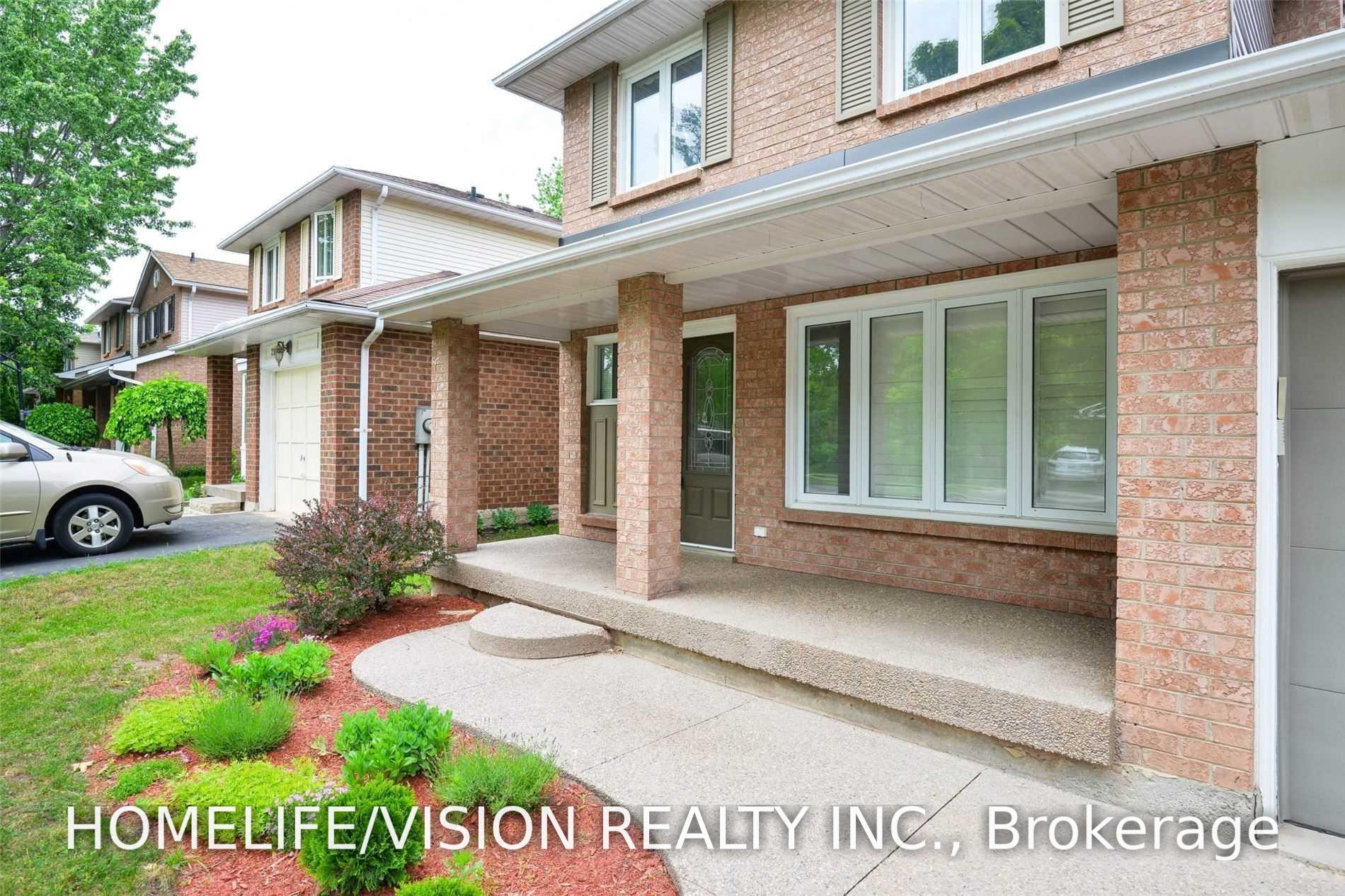 229 Village Wood Road, Oakville 3