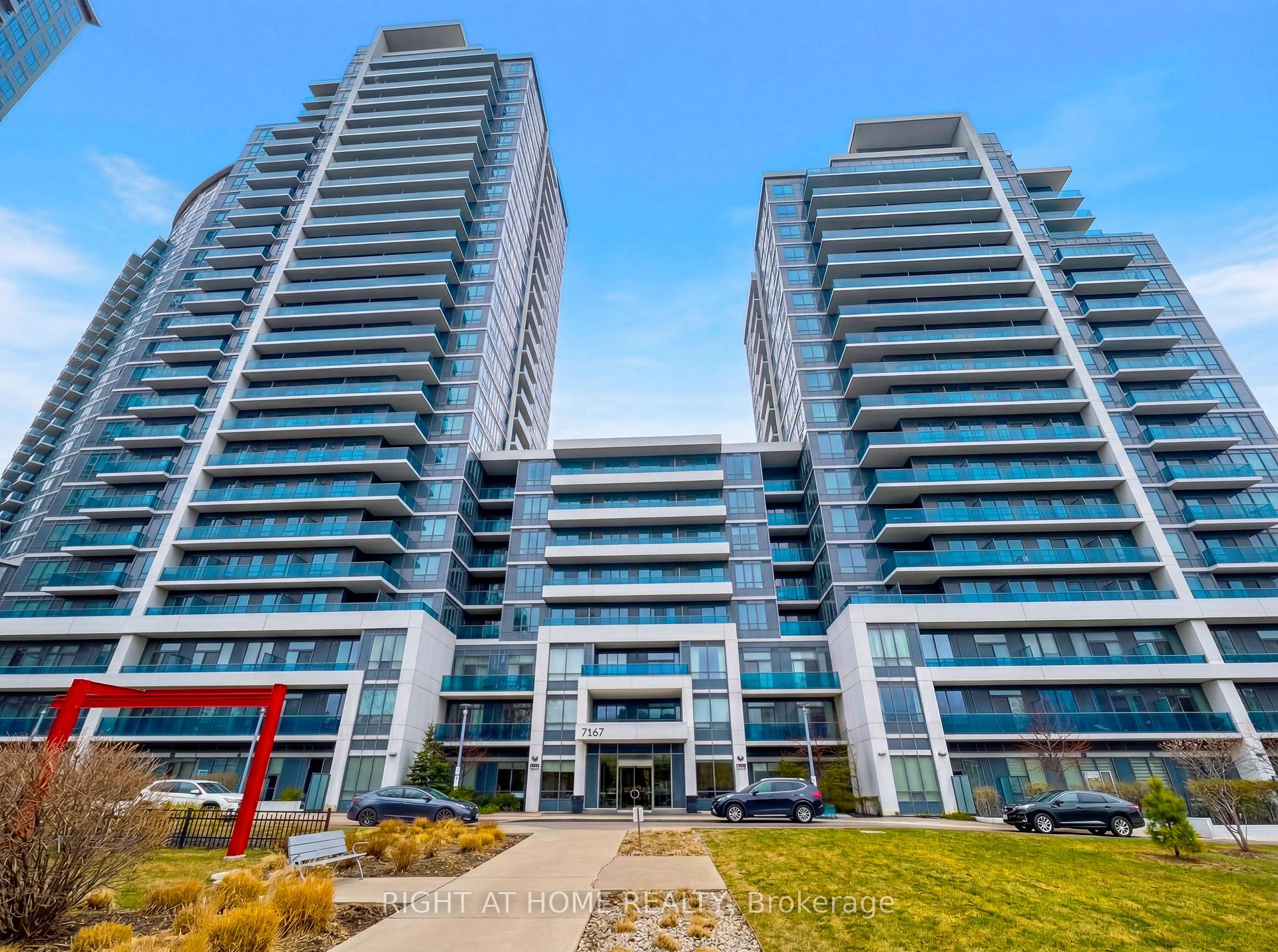 815 - 7167 Yonge Street Markham Ontario Canada Rent residential Marta Oliveira Right at Home Realty, Brokerage*