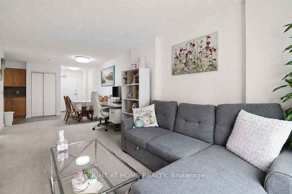 711 - 138 SOMERSET Street W, Ottawa 4