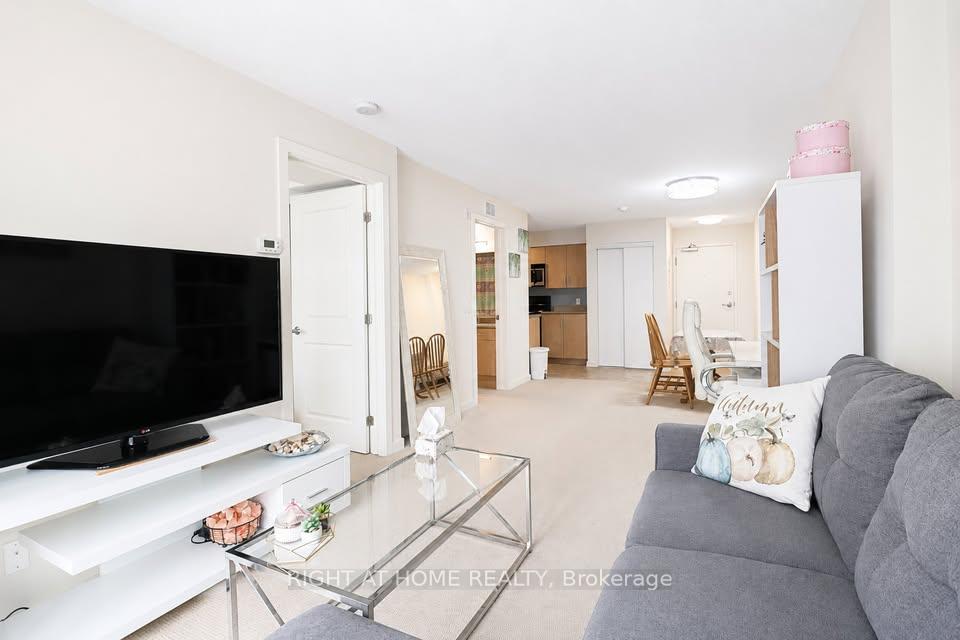 711 - 138 SOMERSET Street W, Ottawa 3