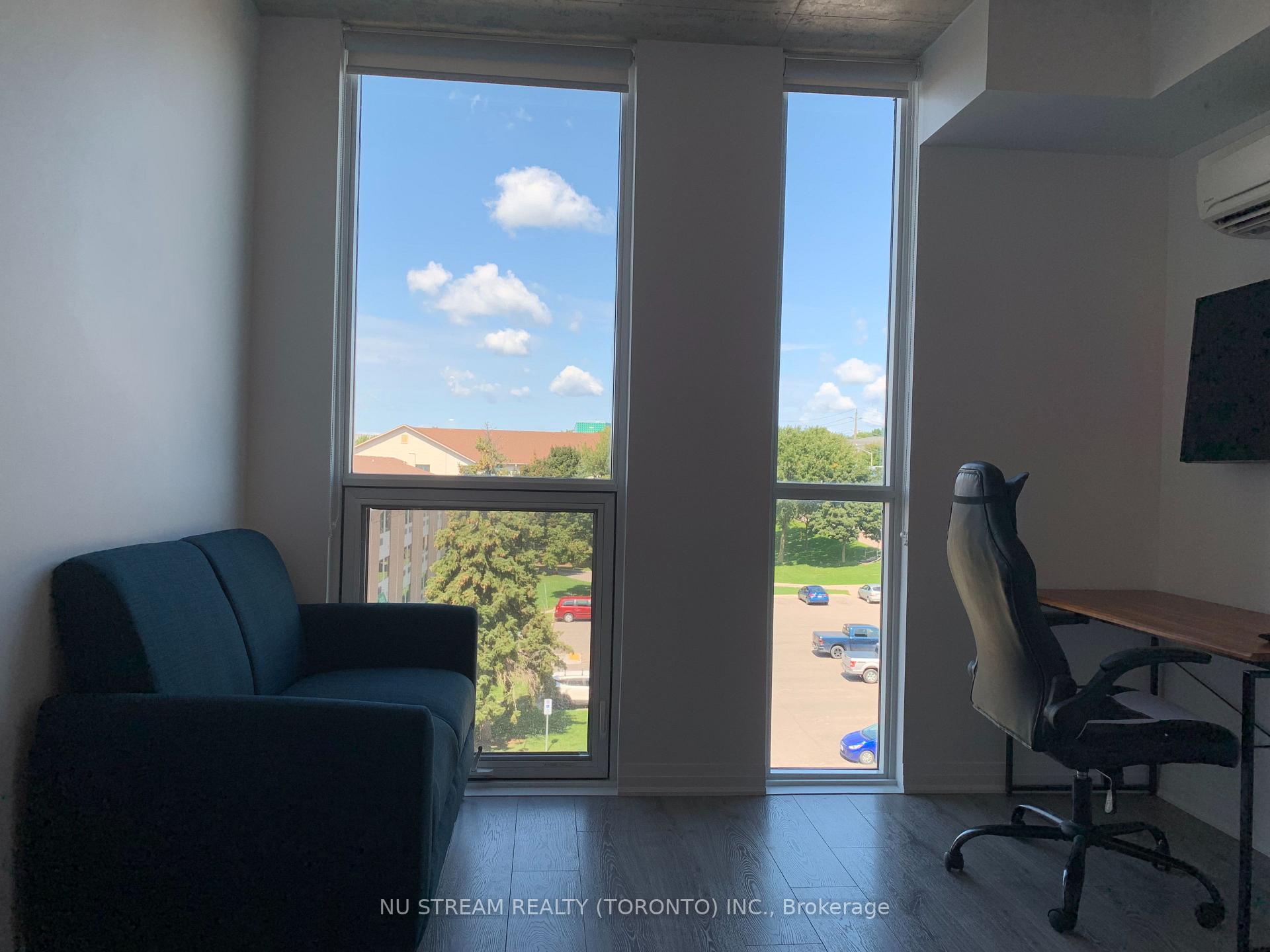 423 - 1900 Simcoe Street N, Oshawa 3