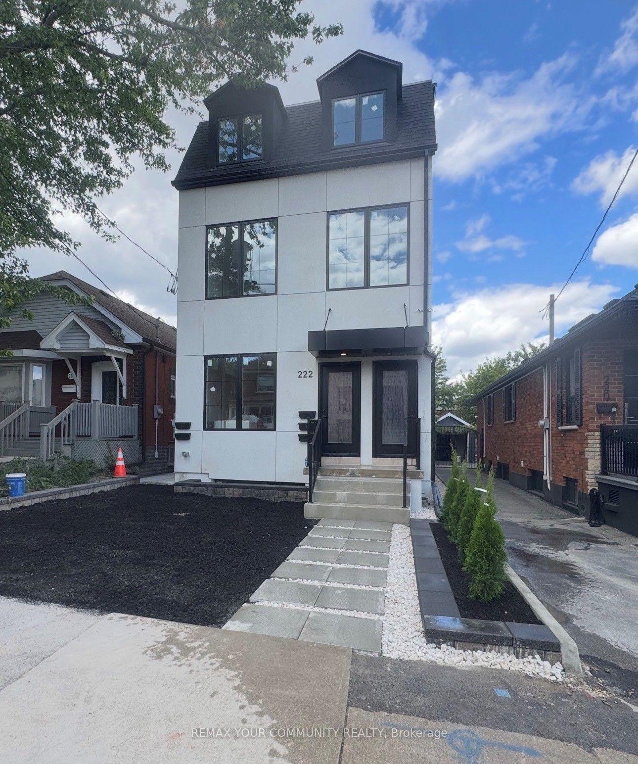 2 - 222 Belgravia Avenue Toronto Ontario Canada Rent residential Frank Vella Re/Max Your Community Realty, Brokerage