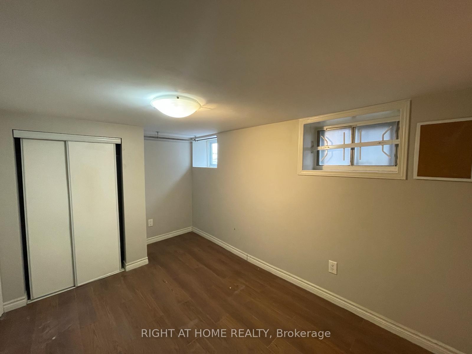 B - 807 Dupont Street, Toronto 3