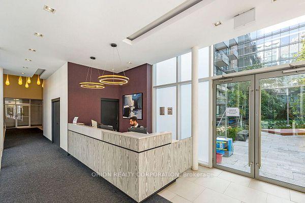 911 - 90 Stadium Road, Toronto 5