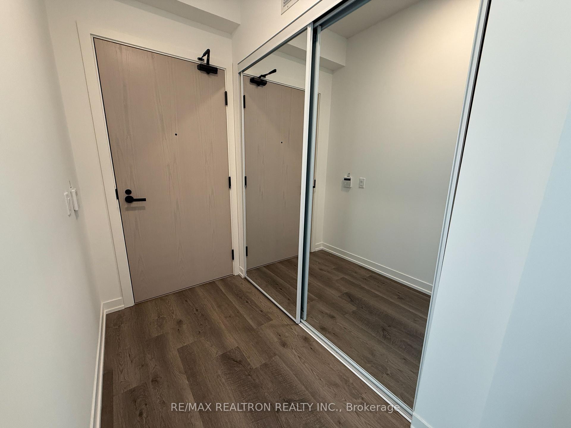 5212 - 8 Interchange Way, Vaughan 2