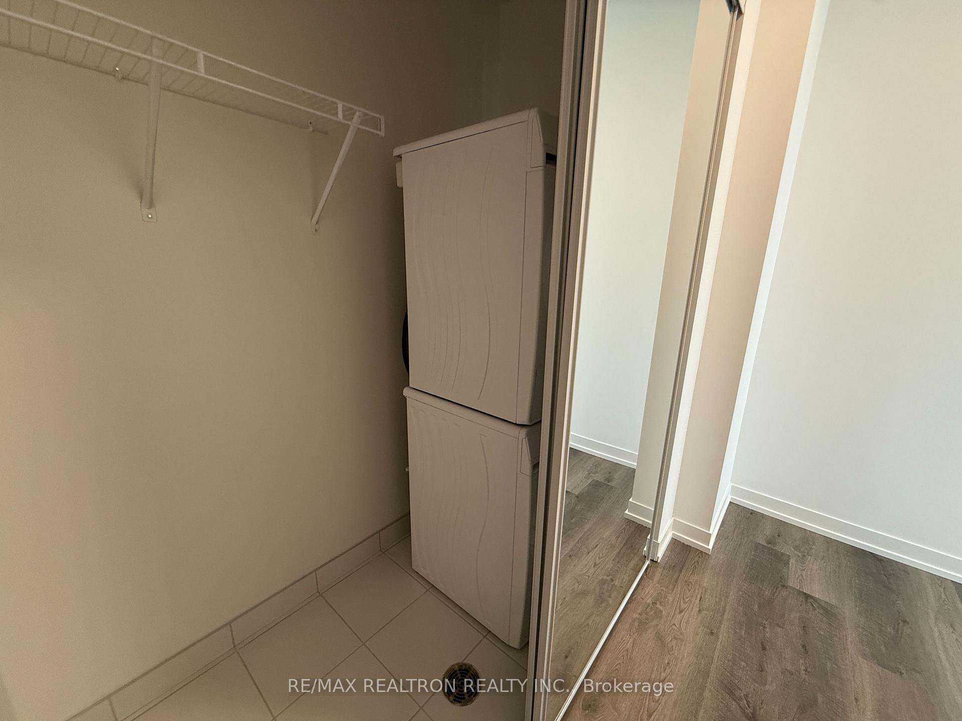 5212 - 8 Interchange Way, Vaughan 4