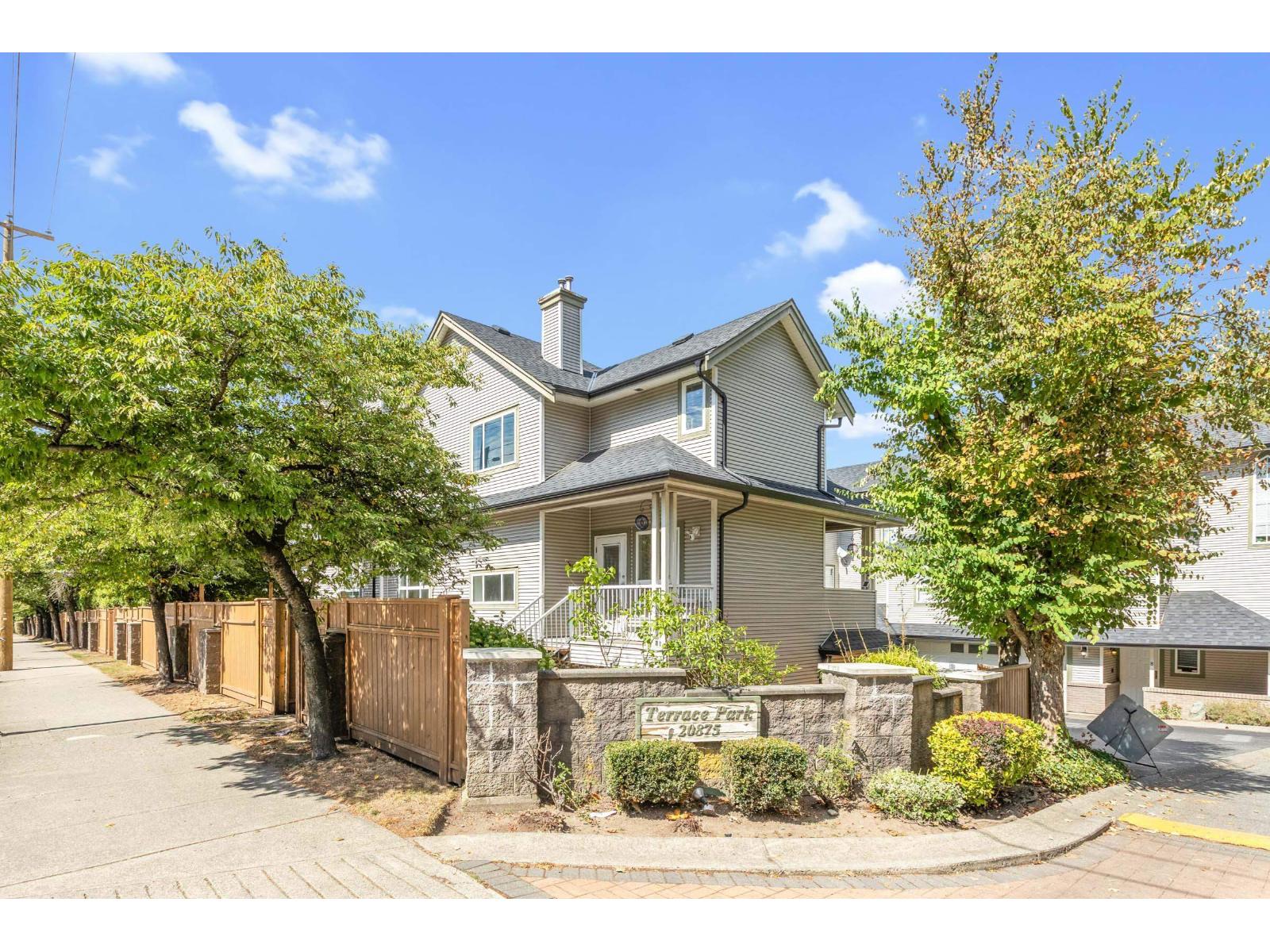 12 20875 88TH AVENUE Langley British Columbia Canada Sale residential HomeLife Realty Services