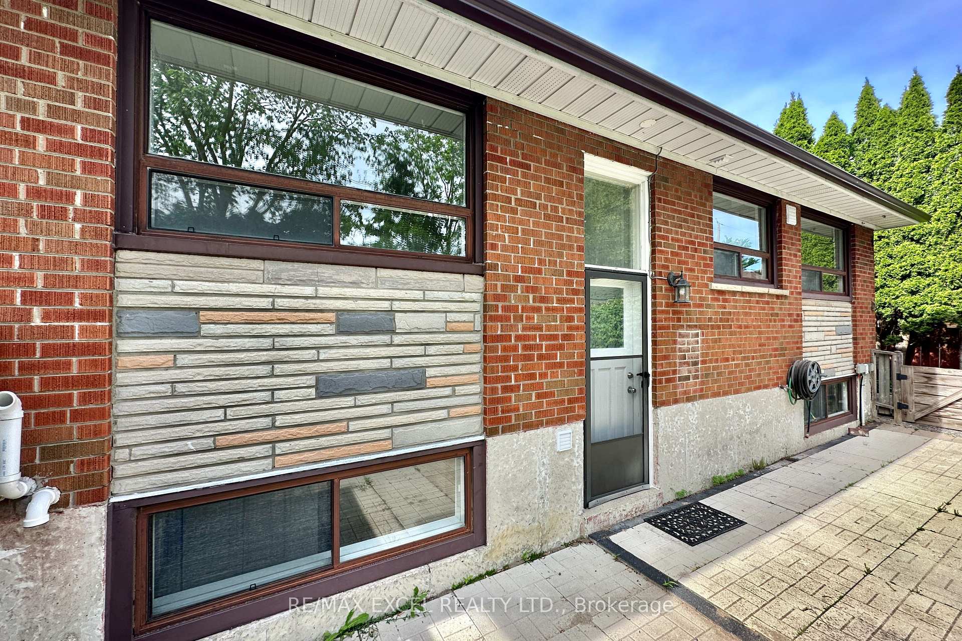 Bsmt - 46 Gentry Crescent, Richmond Hill 3