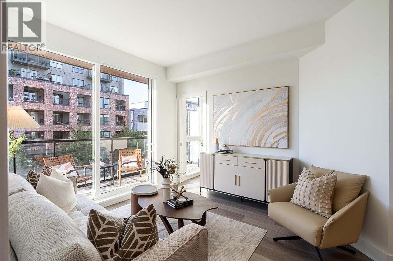 202 422 LAKEWOOD DRIVE Vancouver British Columbia Canada Sale residential First Stay Realty Inc.
