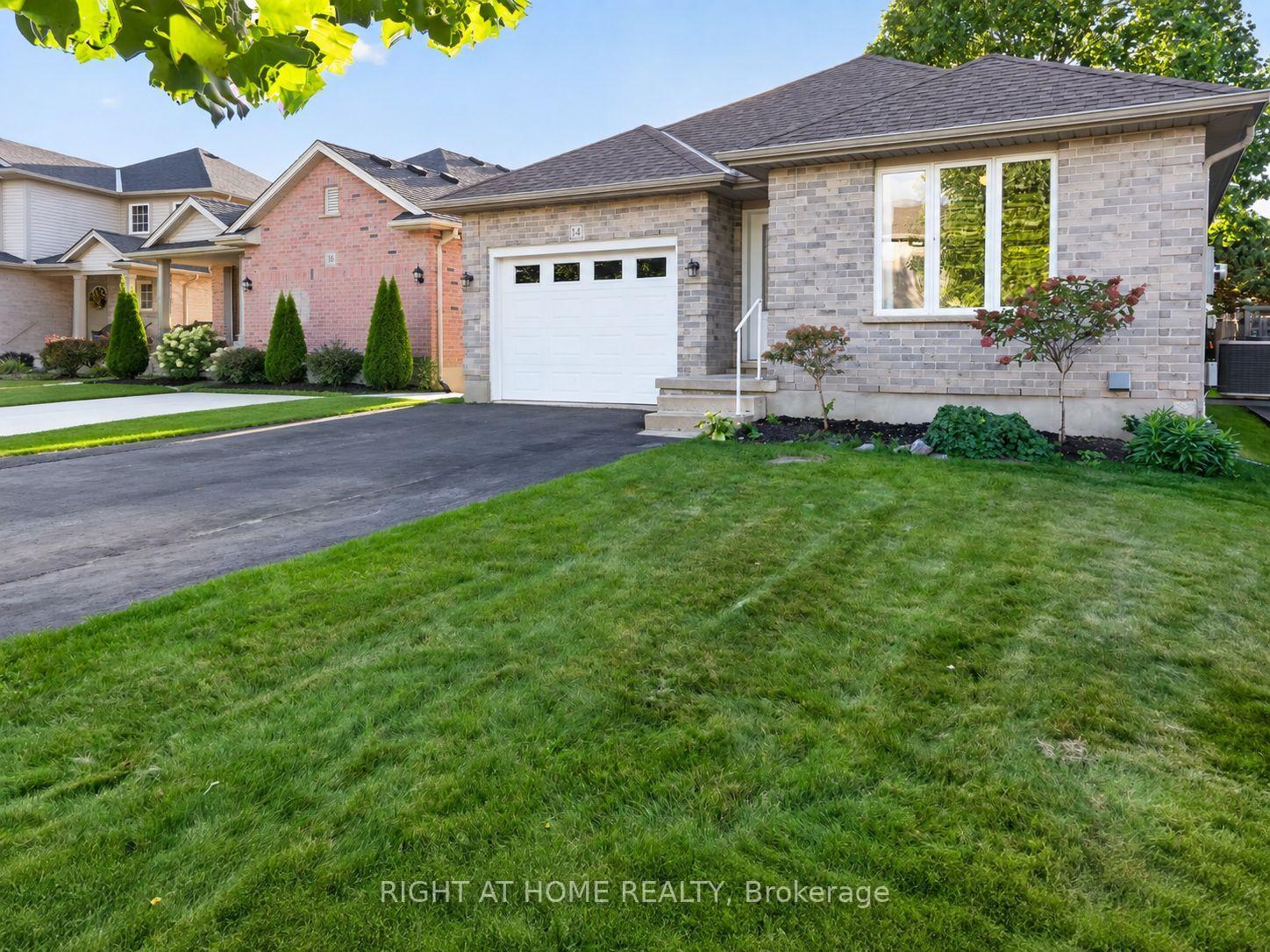 14 Oriole Lane St. Thomas Ontario Canada Sale residential Frank Pontes RIGHT AT HOME REALTY