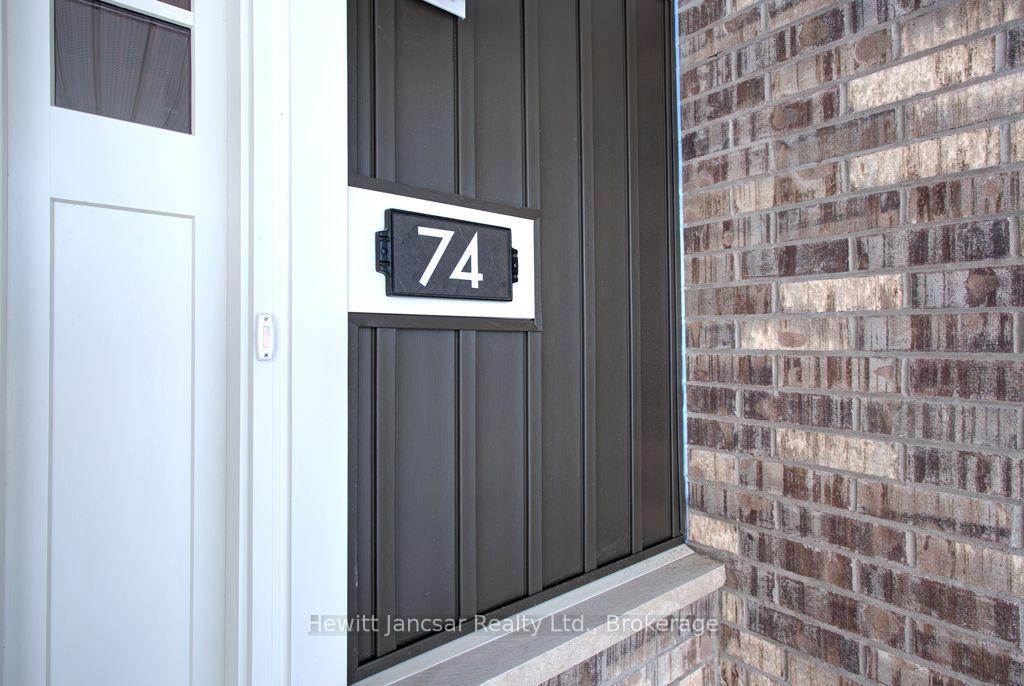 74 Livingston Drive, Tillsonburg 2