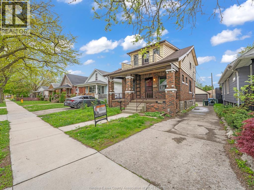 2241 MERCER Unit# UPPER, Windsor 2
