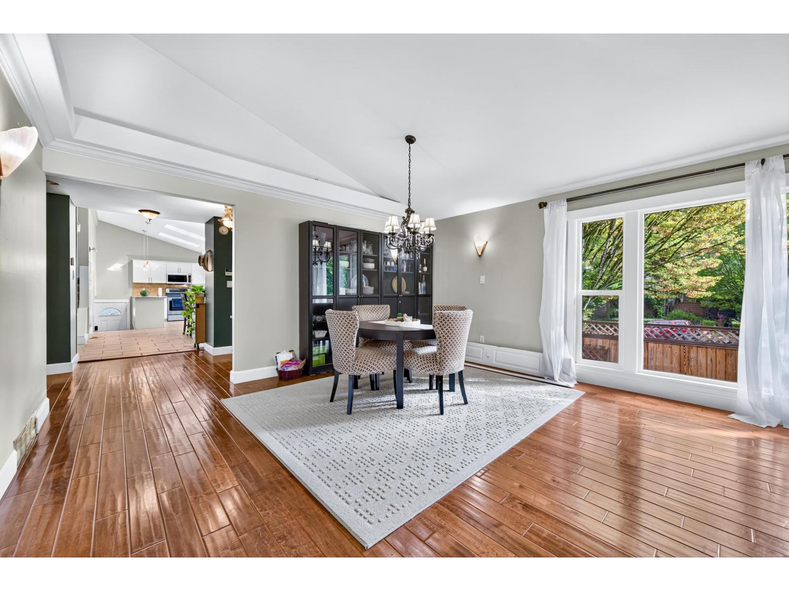 21590 93A AVENUE Langley British Columbia Canada Sale residential Chris Davidson HomeLife Benchmark Realty Corp.