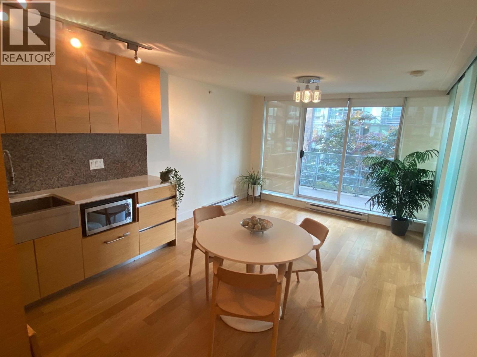 701 565 SMITHE STREET, Vancouver 4
