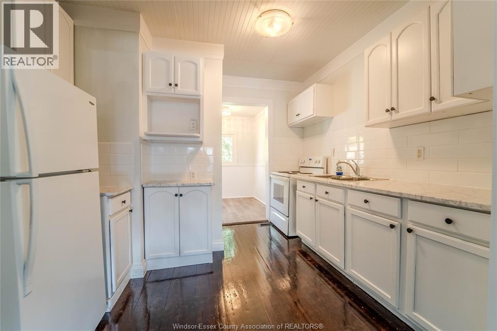 966 CURRY AVENUE, Windsor 5