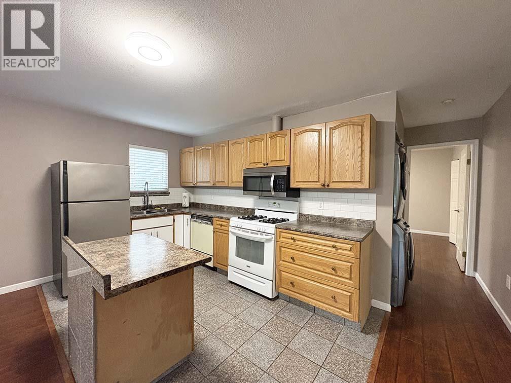 Garden 5225 CANADA WAY, Burnaby 4