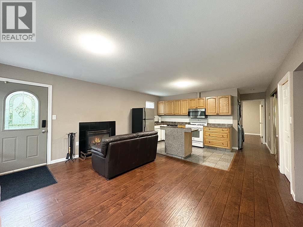 Garden 5225 CANADA WAY, Burnaby 2