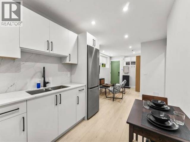 Basement 32XX E 44TH AVENUE, Vancouver 4
