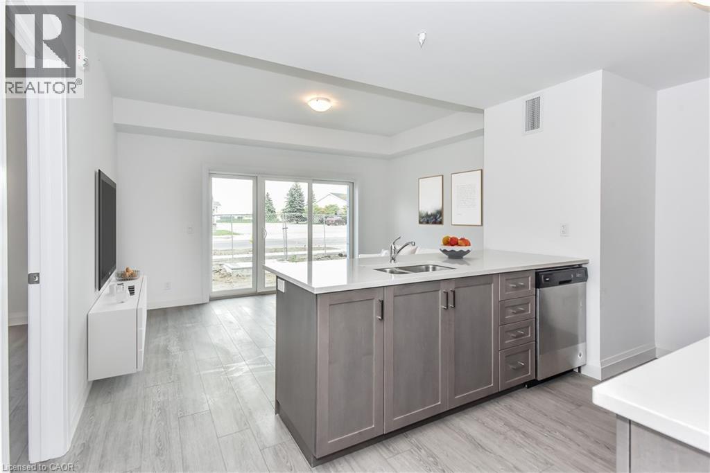 302 - 180 NORTHUMBERLAND Street W Unit, Ayr 4