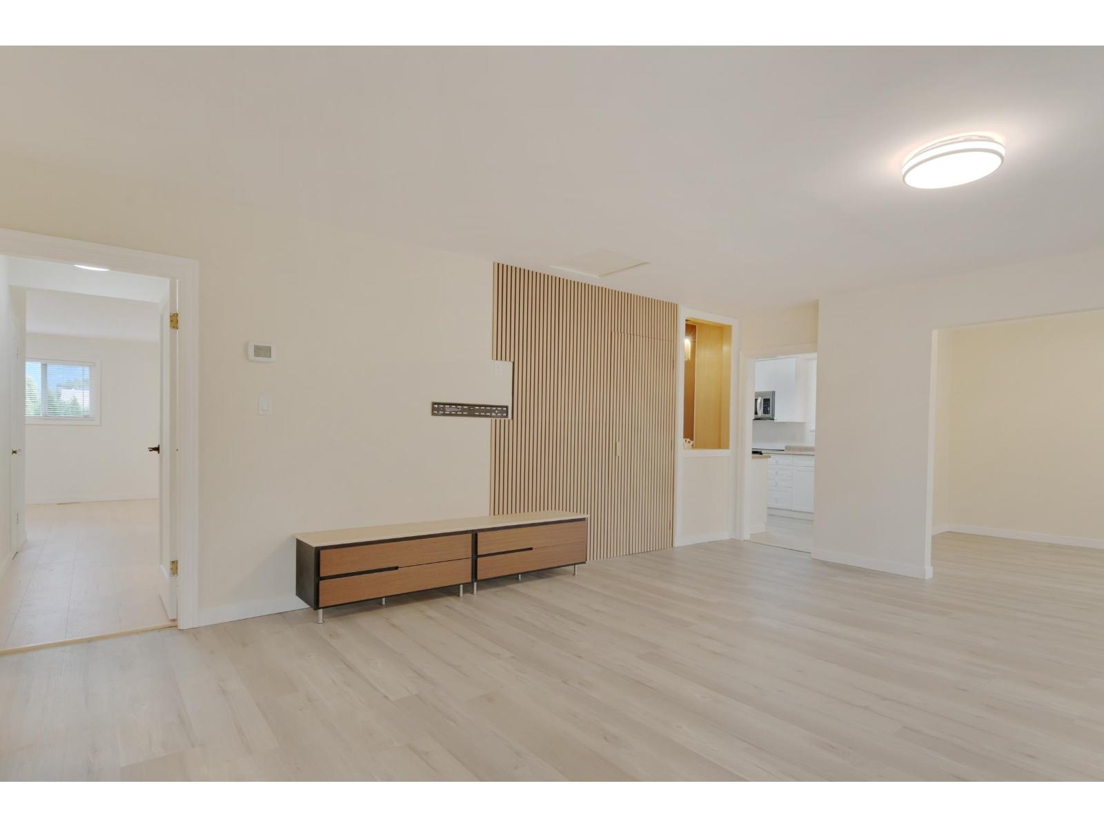 Upper House 46515 PORTAGE AVENUE, Chilliwack 3