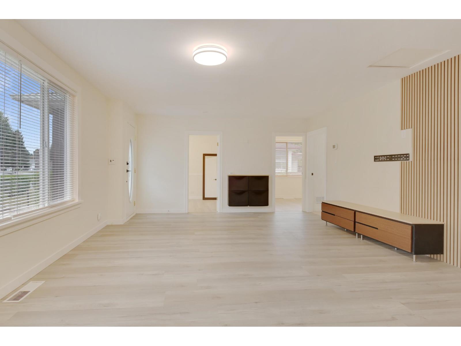 Upper House 46515 PORTAGE AVENUE, Chilliwack 5