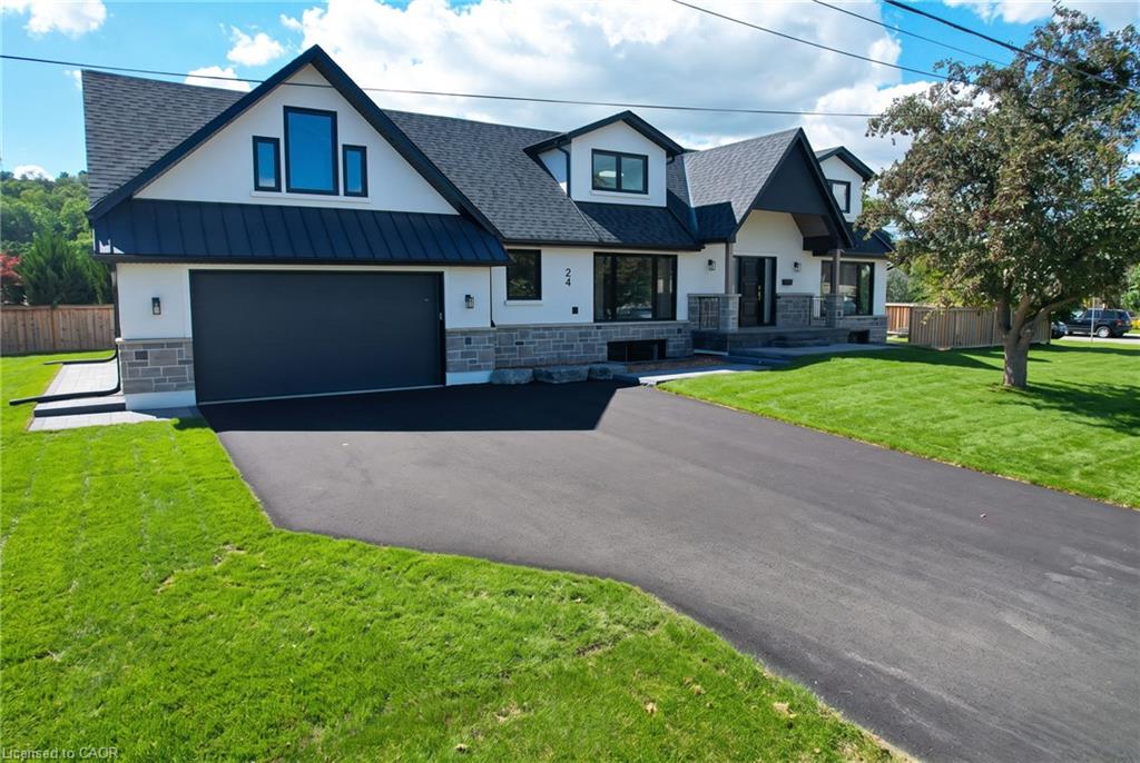 24 Royce Avenue, Stoney Creek 2