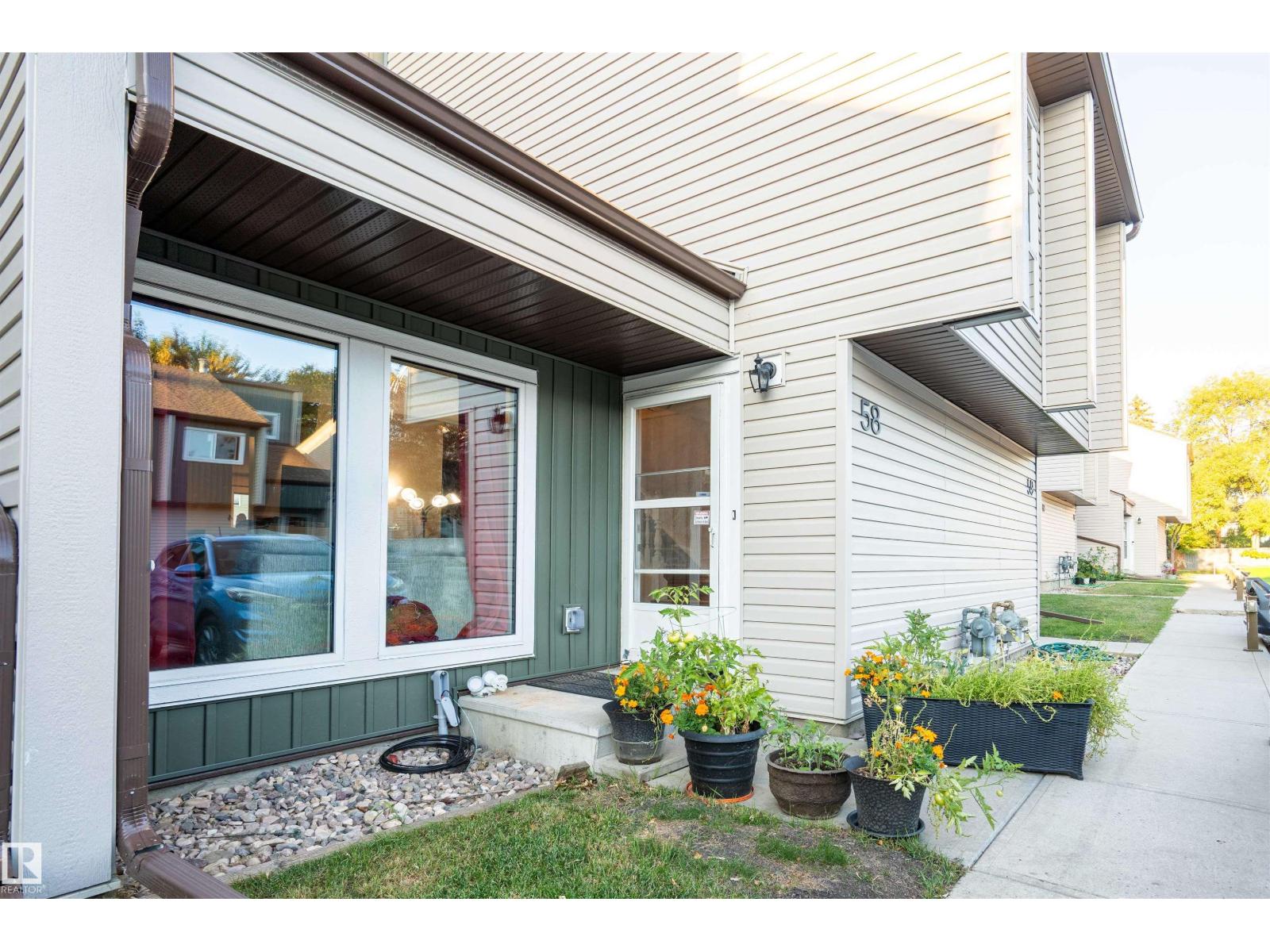 #58 2020 105 ST NW Edmonton Alberta Canada Sale residential   HomeLife Guaranteed Realty