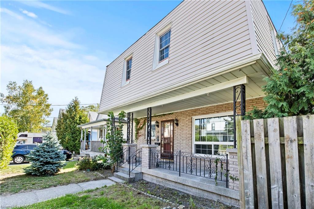 Upper - 15 Mccormick Street, Welland 2