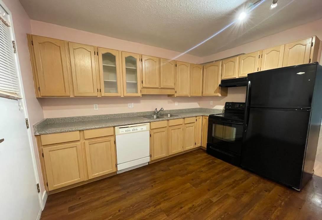 Suite 26458 33 AVE, Langley 2