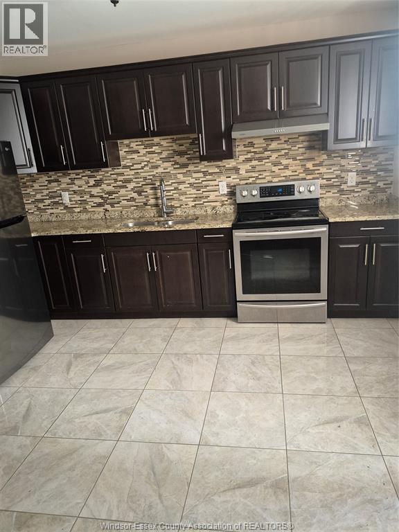 4783 PERIWINKLE Unit# LOWER, Windsor 5