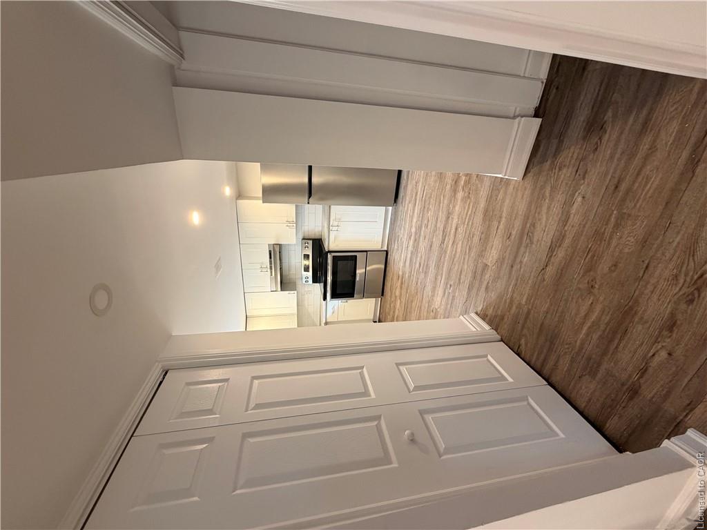 246 East 27th Street, Hamilton 5