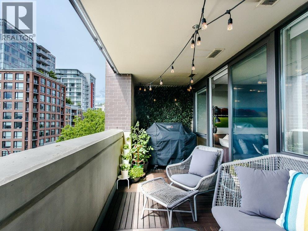 605 718 MAIN STREET, Vancouver 4