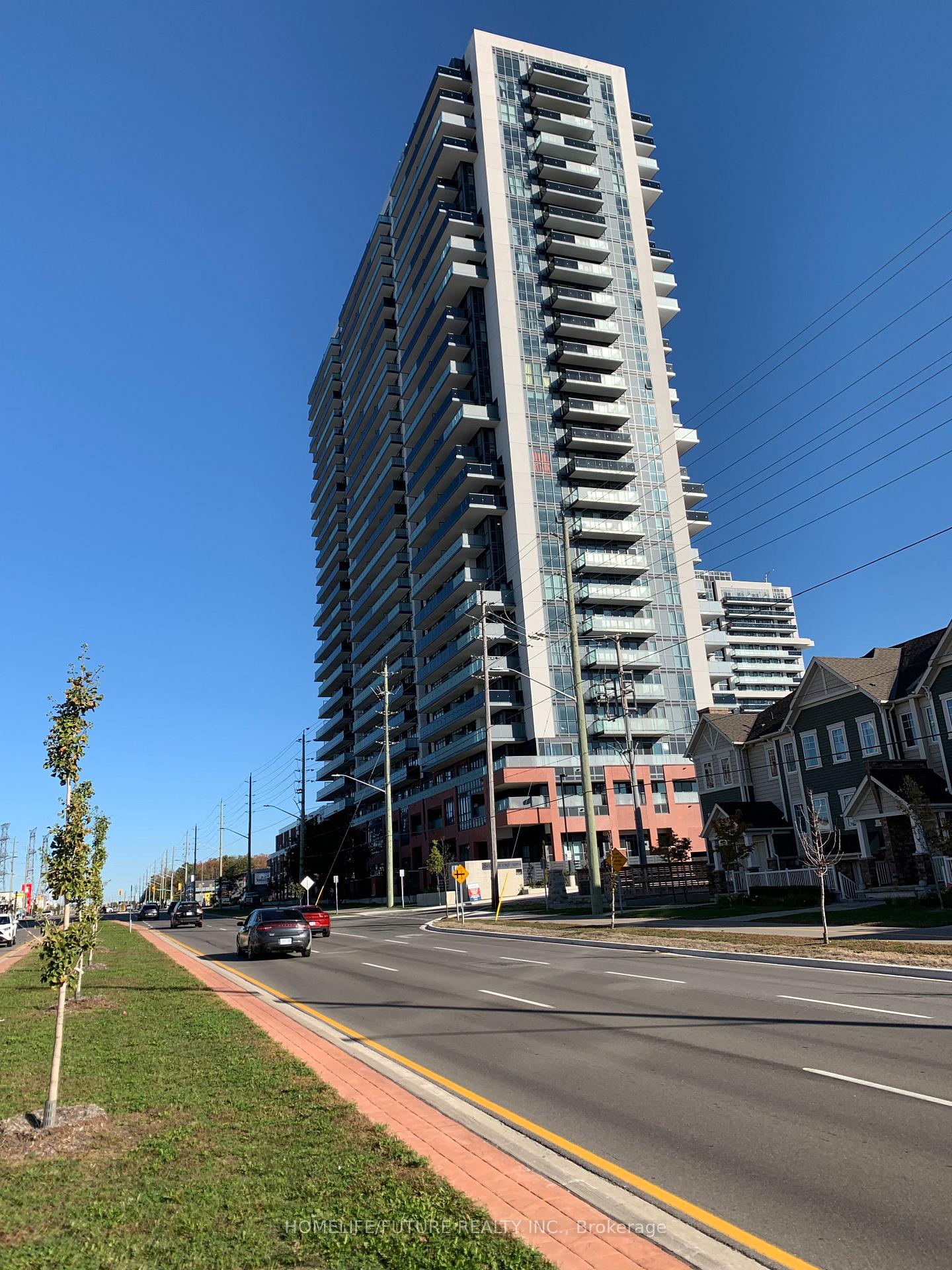 929 - 2545 Simcoe Street N Oshawa Ontario Canada Rent residential Eugene Pius  Dominic HomeLife/Future Realty Inc., Brokerage*