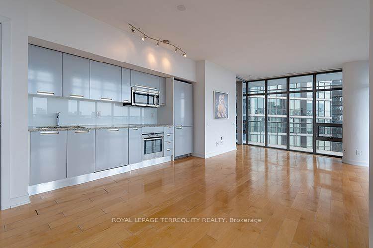 3902 - 33 Charles Street E, Toronto 5