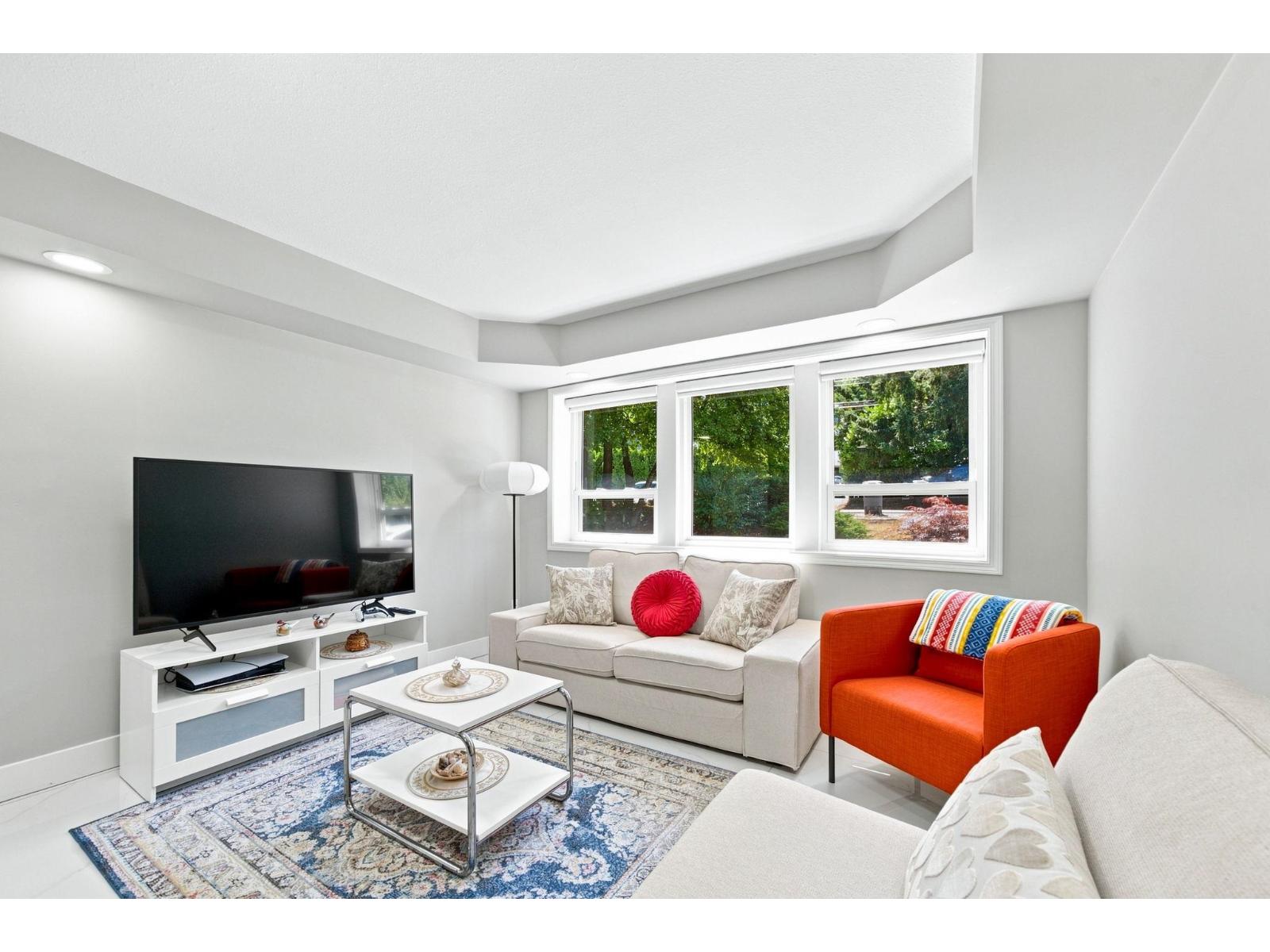 15311 28 AVENUE Surrey British Columbia Canada Sale residential Minh Ta Saba Realty Ltd
