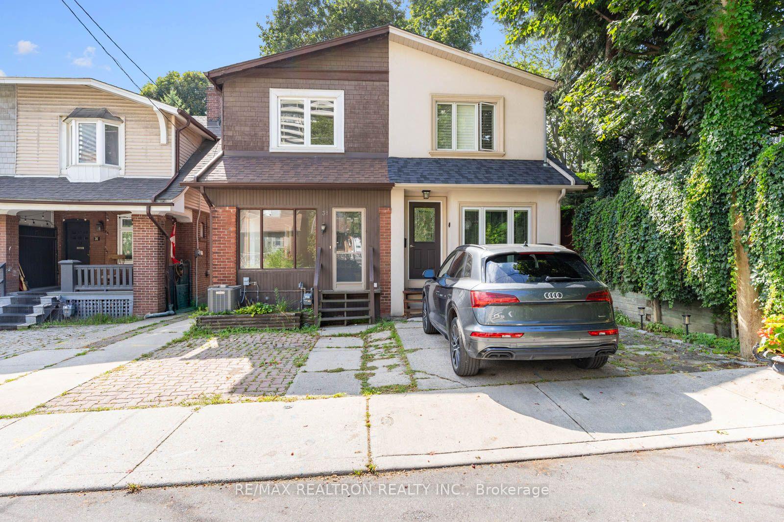 38 Henning Avenue, Toronto 3