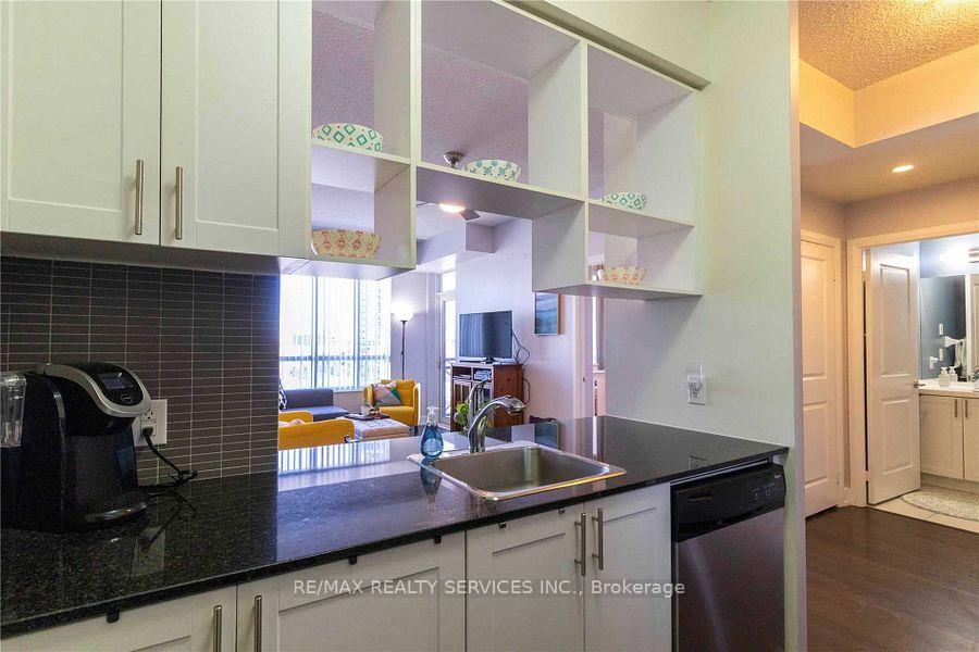 325 - 2 Eva Road, Toronto 5