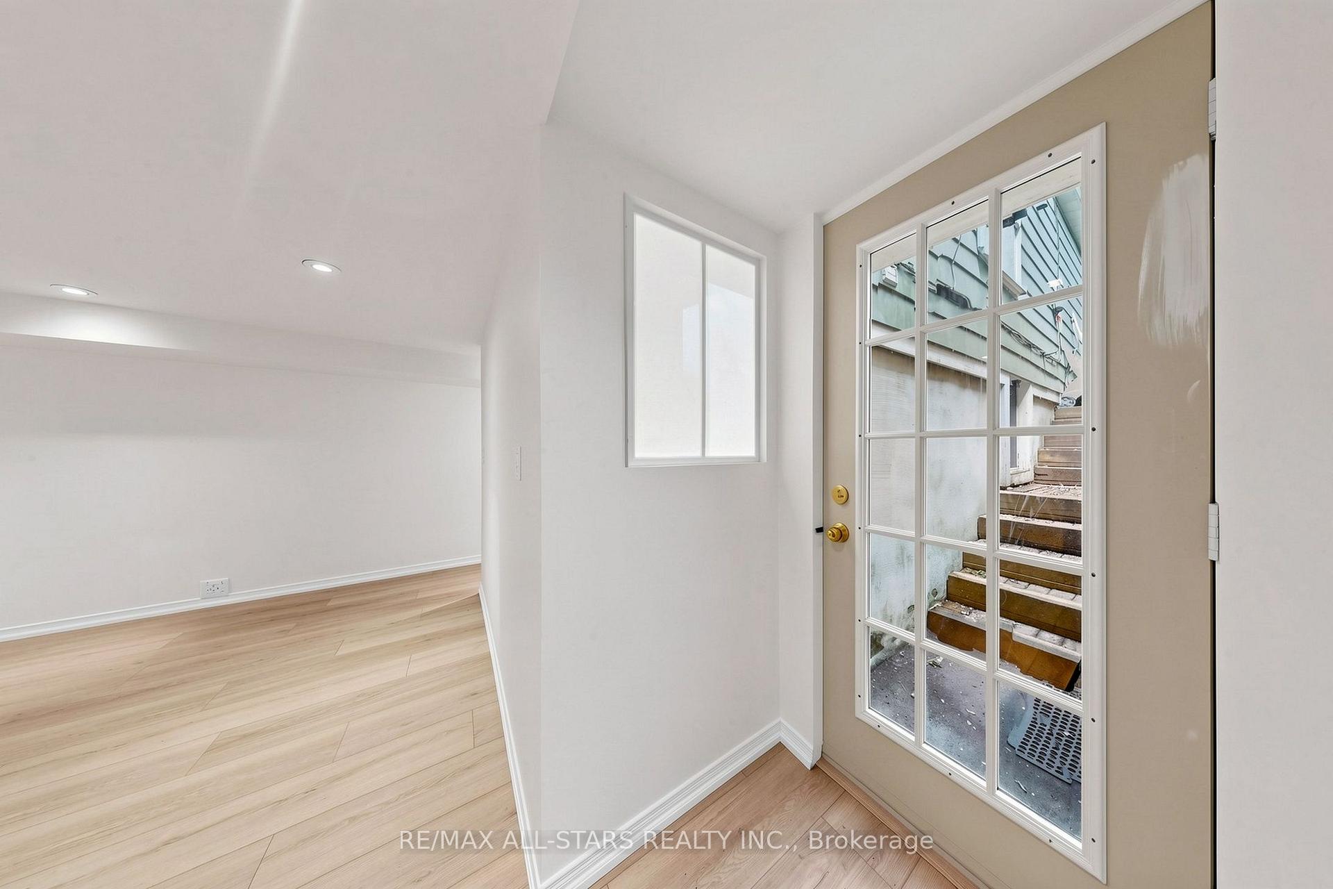 Basement - 68 Macpherson Avenue, Toronto 2