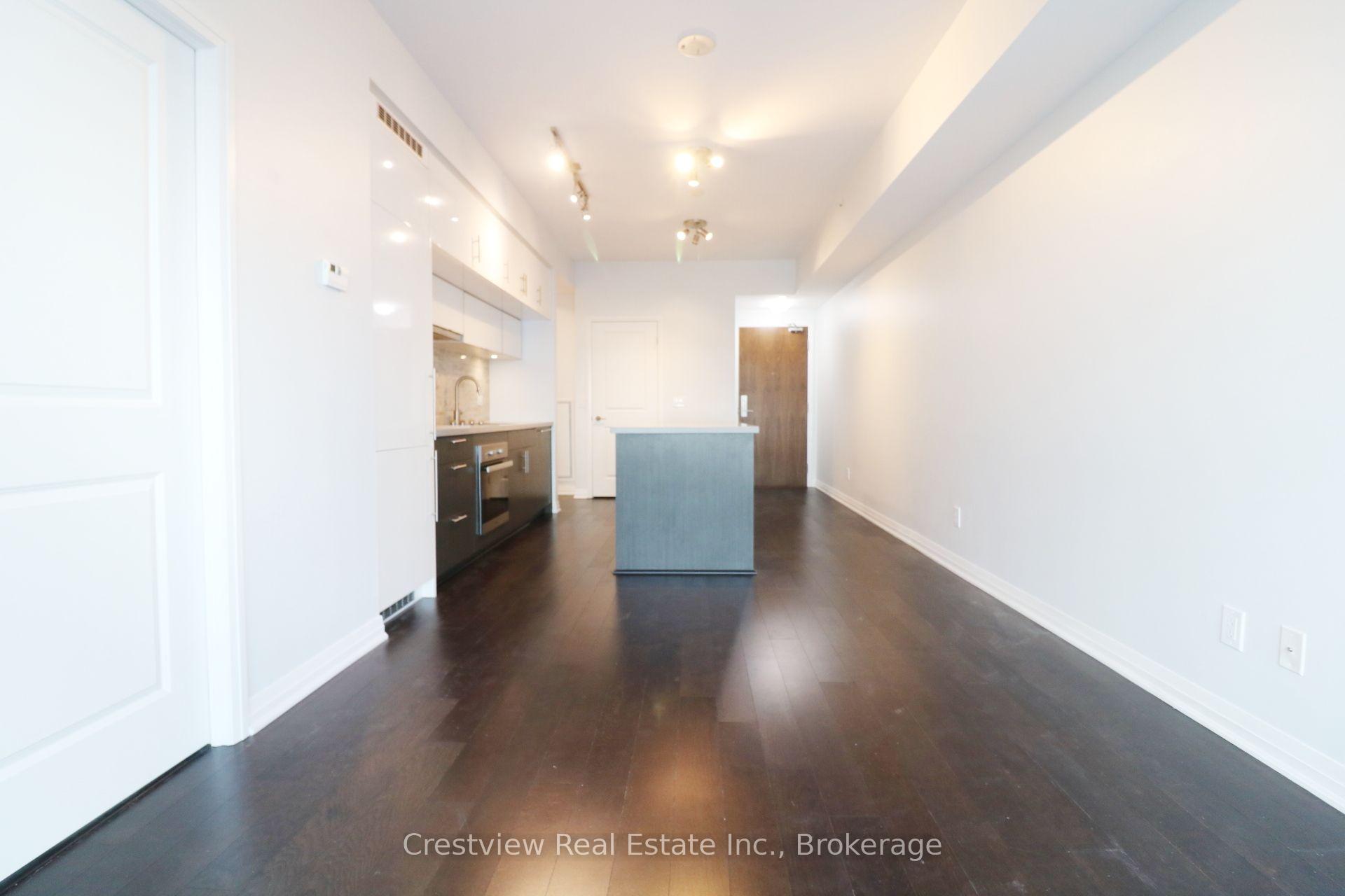 521 - 8 Mercer Street, Toronto 5