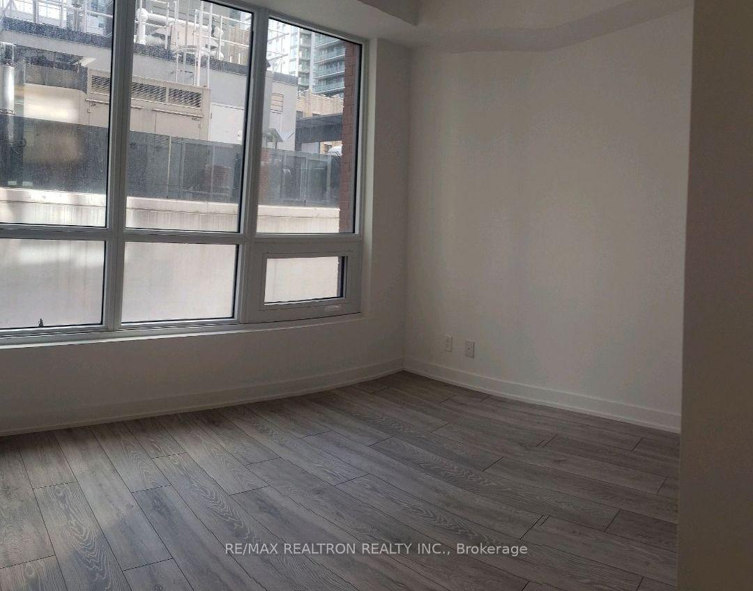 815 - 108 PETER Street, Toronto 3