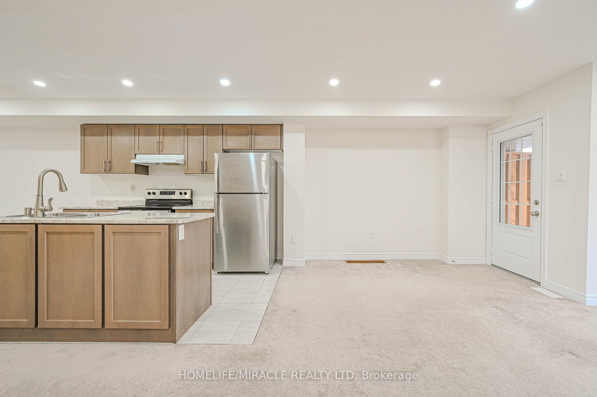 760 Linden Drive, Cambridge 5