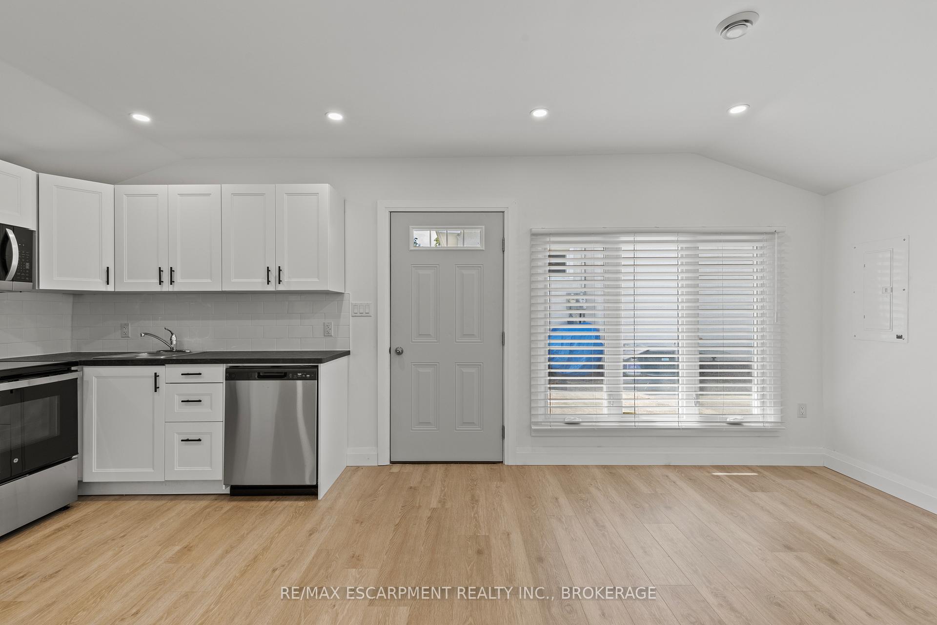 Unit 2 - 362 Gatfield Avenue, Welland 2