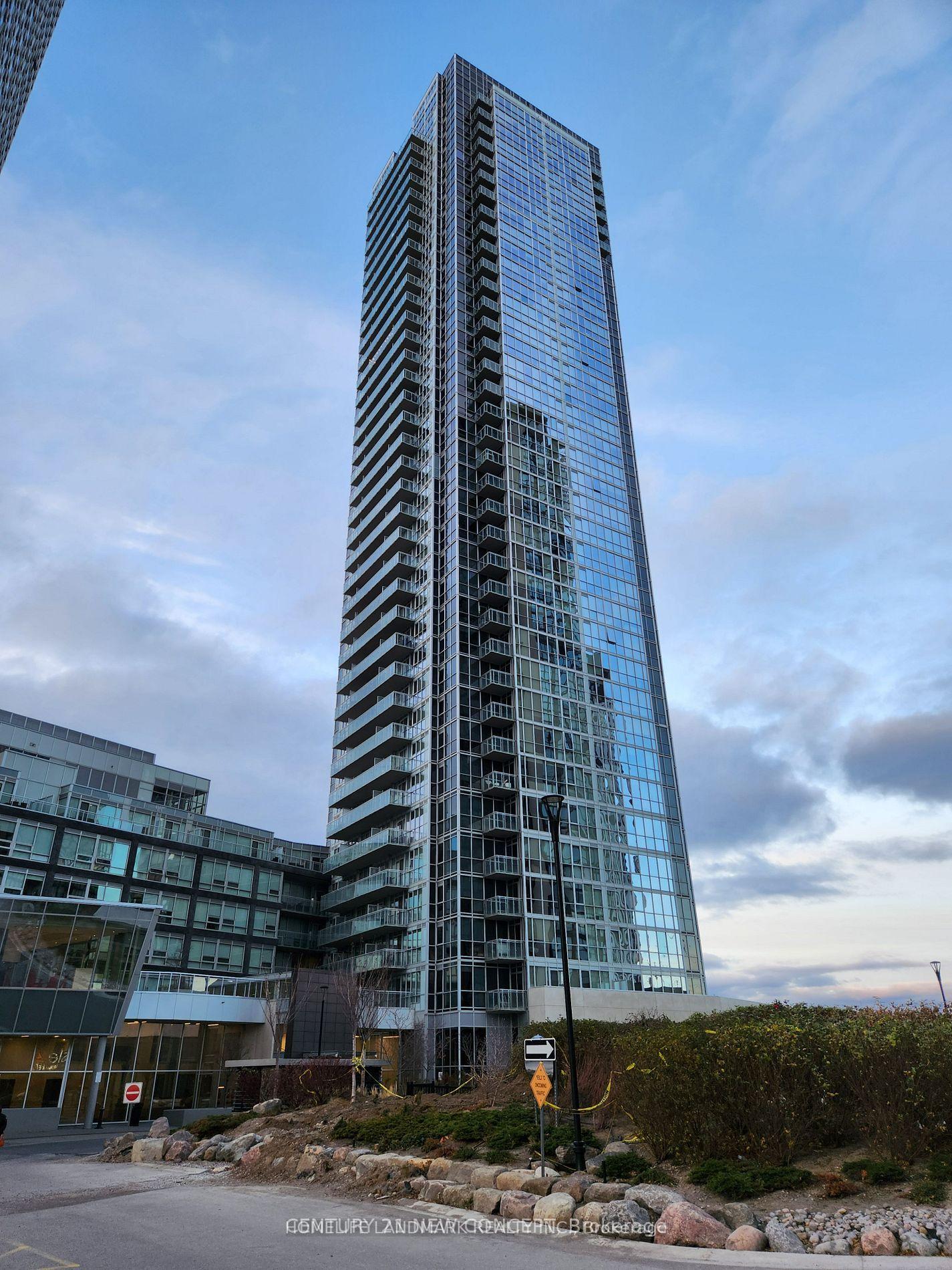 2809 - 2908 Hwy 7, Vaughan 2