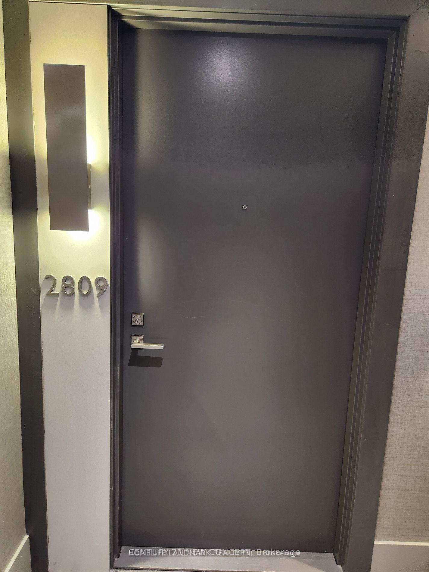 2809 - 2908 Hwy 7, Vaughan 5
