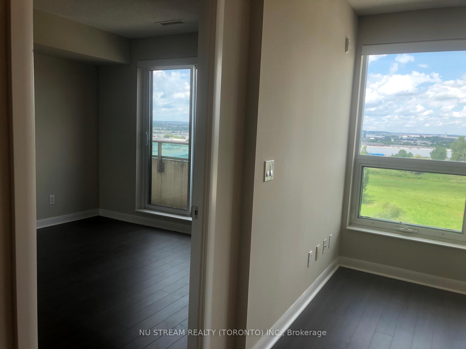 921 - 75 NORMAN BETHUNE Avenue, Richmond Hill 4