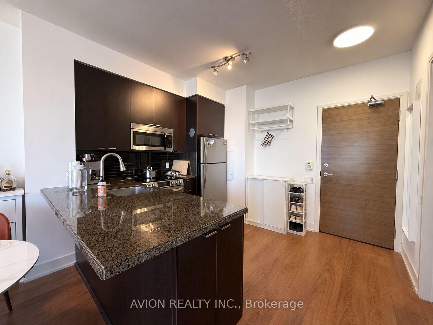 2411 - 23 Sheppard Avenue E, Toronto 2