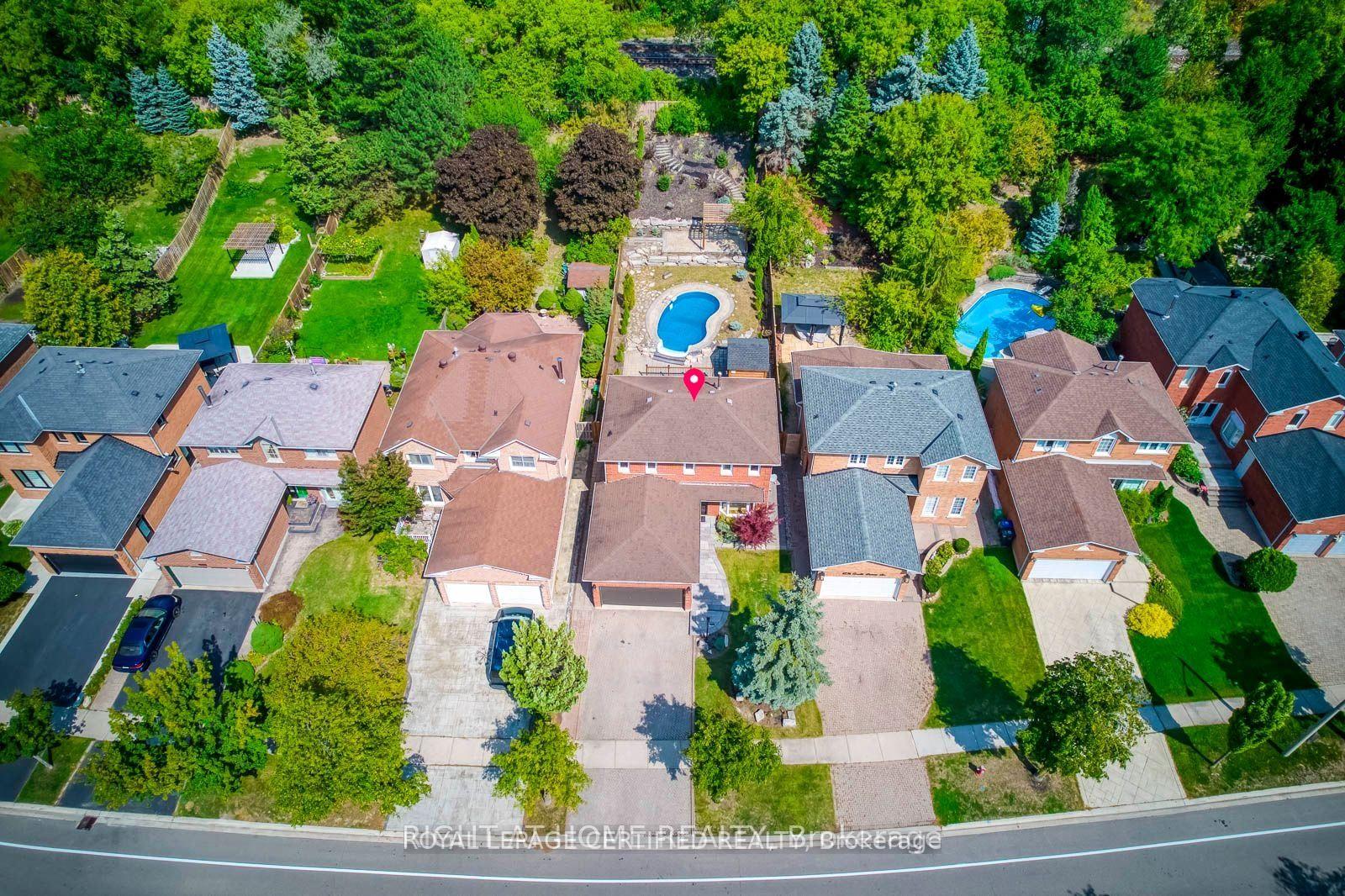 Main - 4230 Credit Pointe Drive, Mississauga 2
