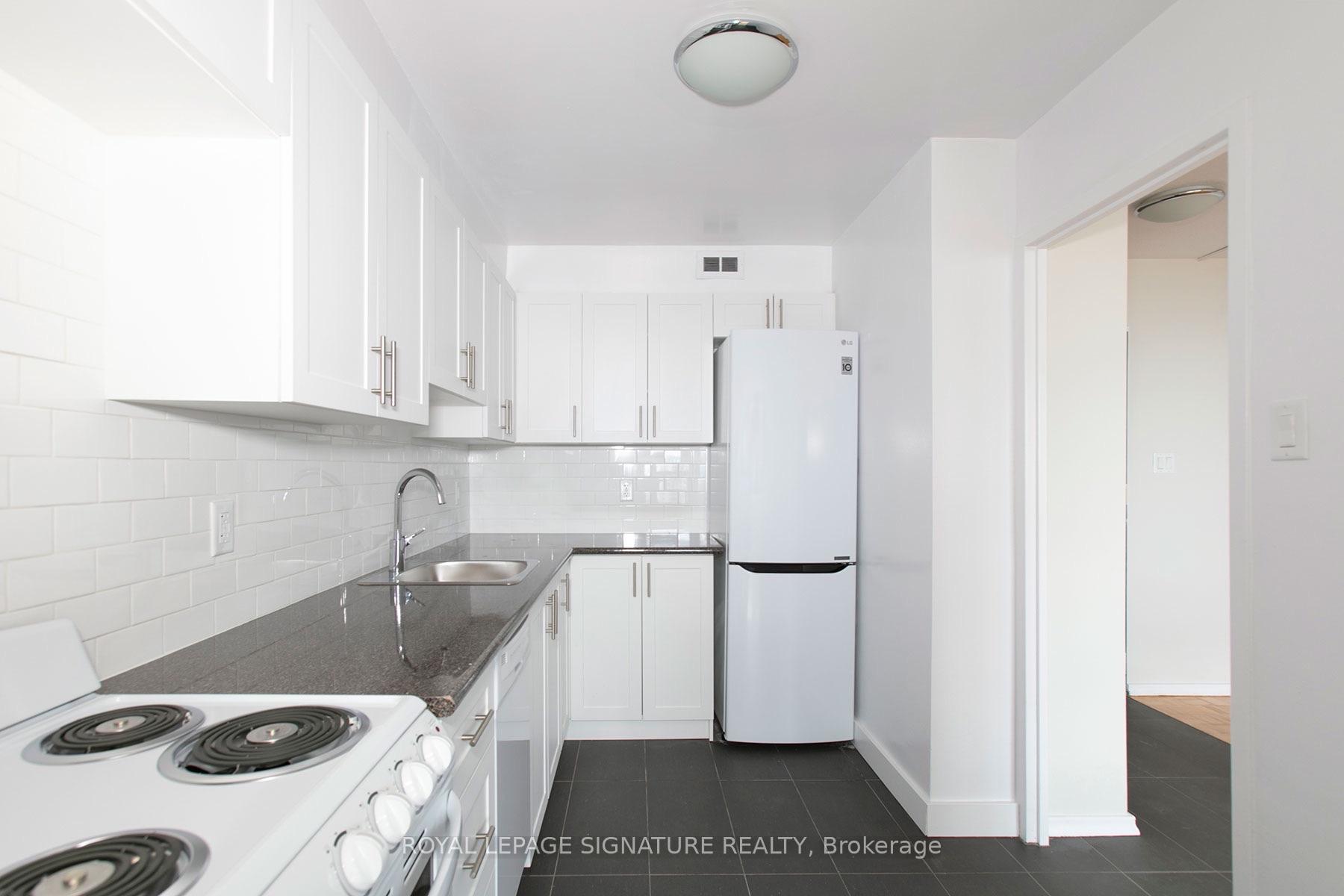 511 - 6200 Bathurst Street, Toronto 5