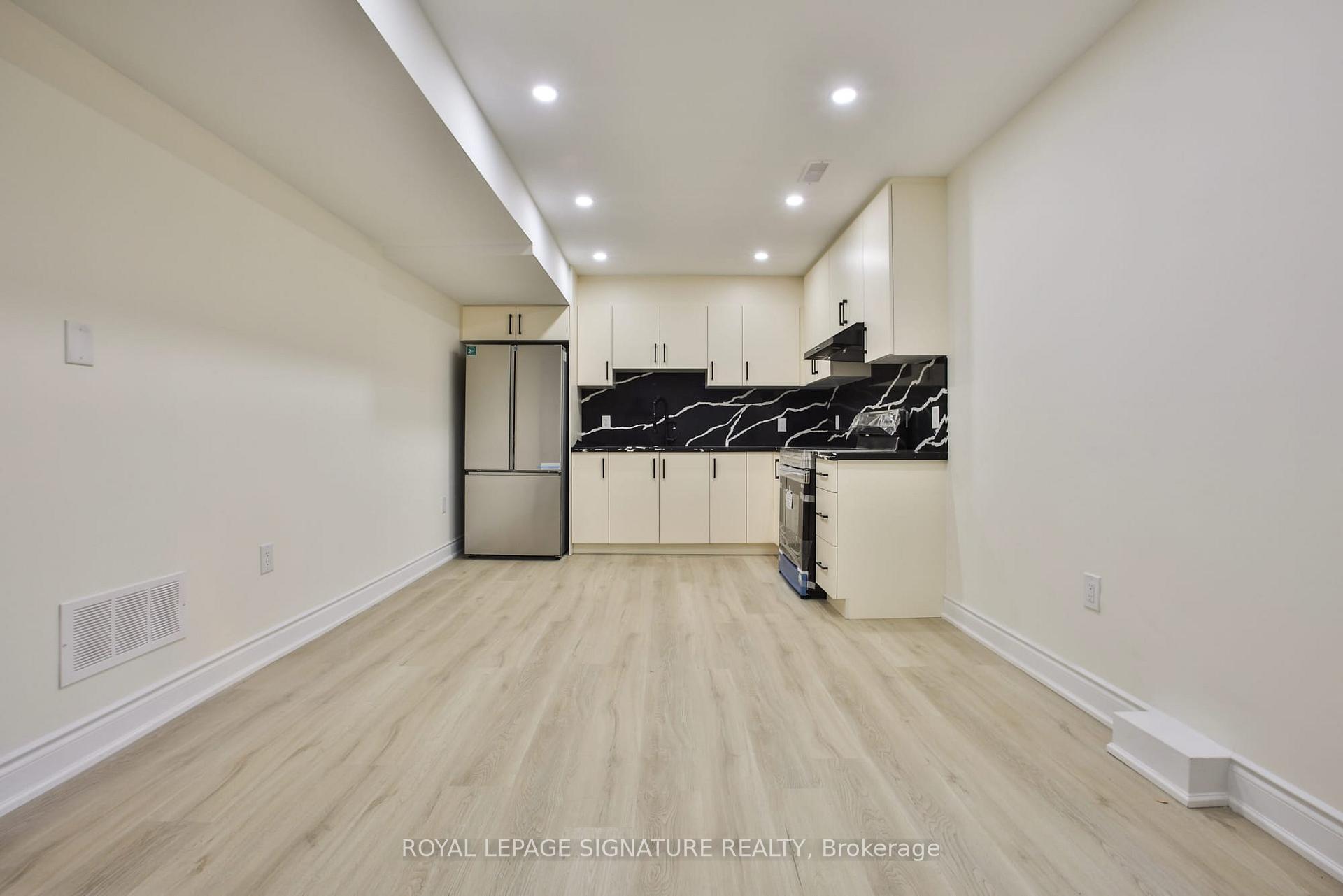 Bsmt - 816 Linden Court, Whitby 5